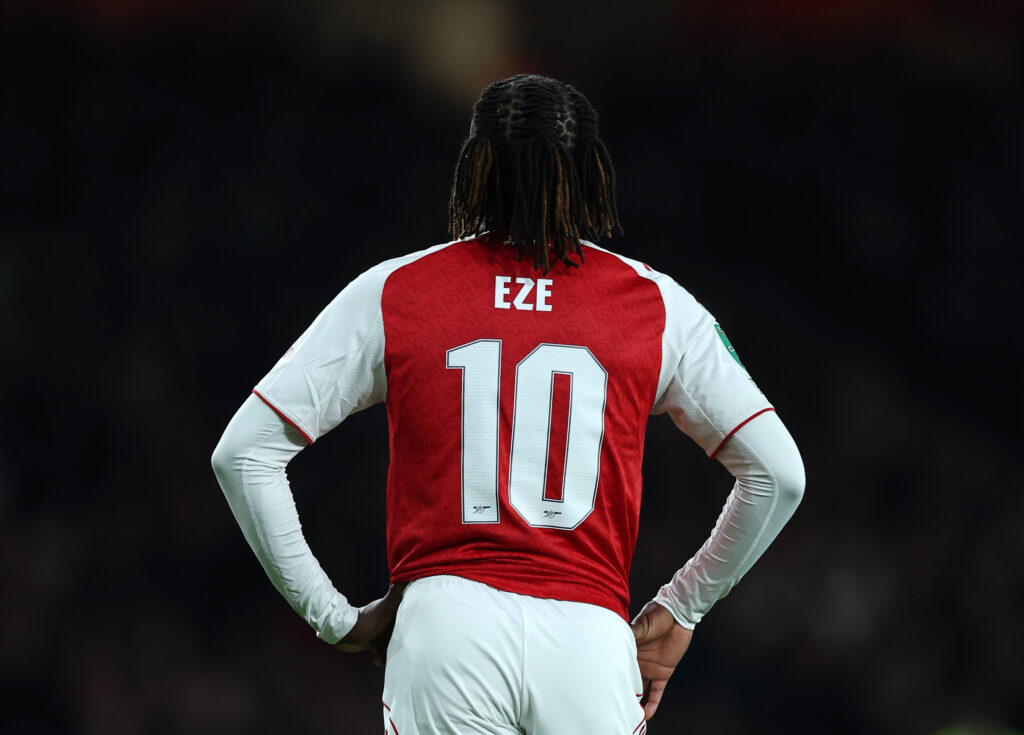 Eberechi Eze con la maglia dell'Arsenal - Ph Getty Images