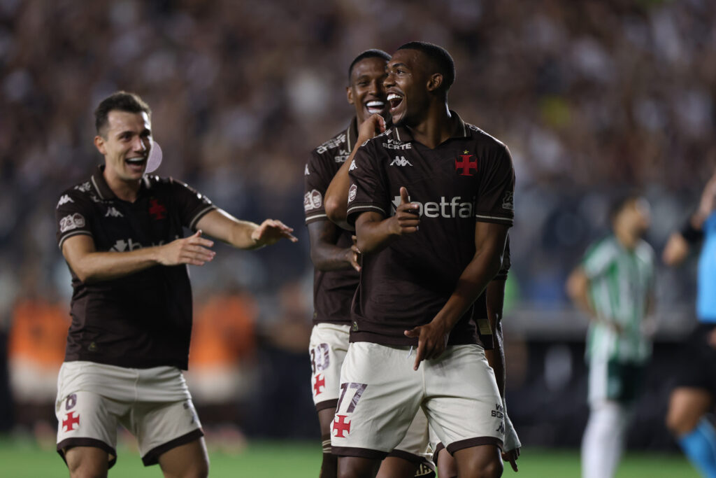 Vasco Da Gama v Juventude - Brasileirao 2025