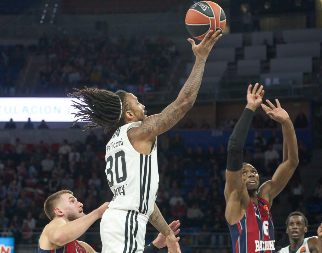 Baskonia Vitoria-Gasteiz v Virtus Bologna - Euroleague 2025/2026