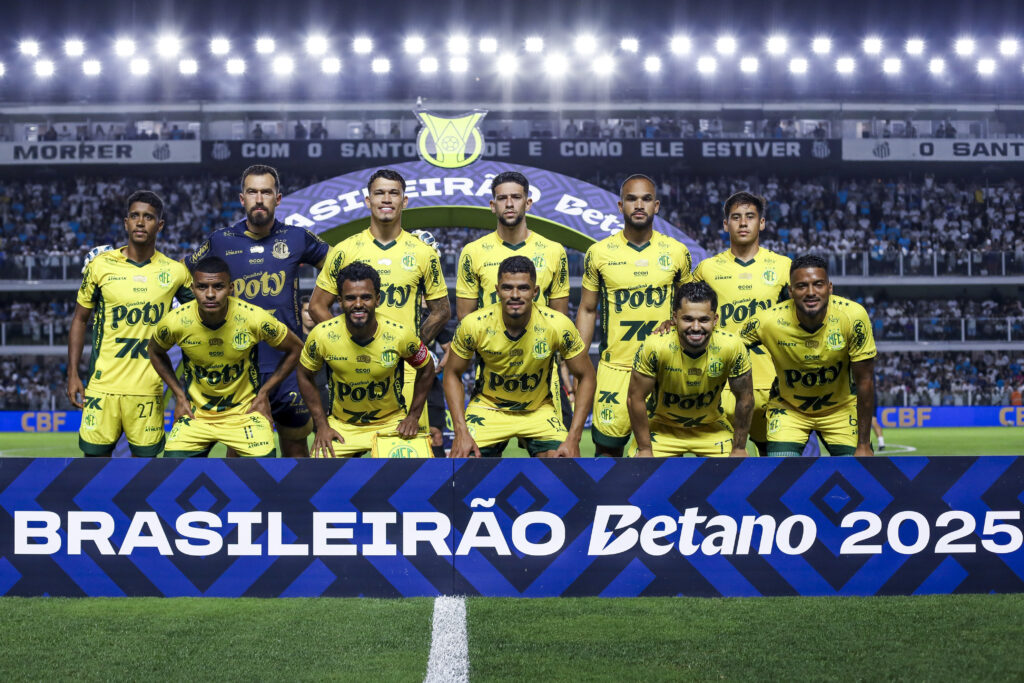 Santos v Mirassol - Brasileirao 2025