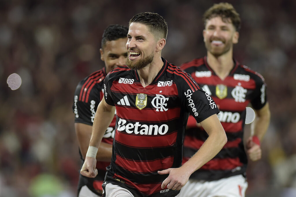 Flamengo v Bragantino - Brasileirao 2025