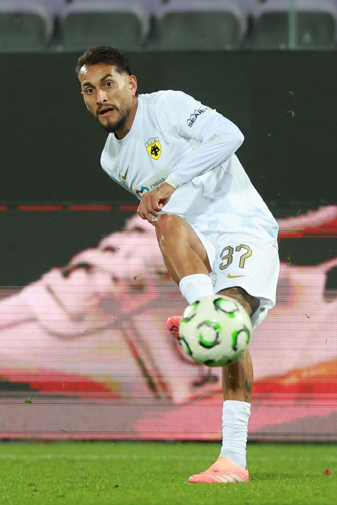 ACF Fiorentina v AEK Athens FC - UEFA Conference League 2025/26 League Phase MD4