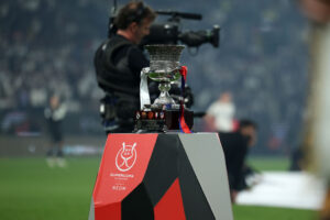 Real Madrid CF v FC Barcelona - Super Copa de España Final