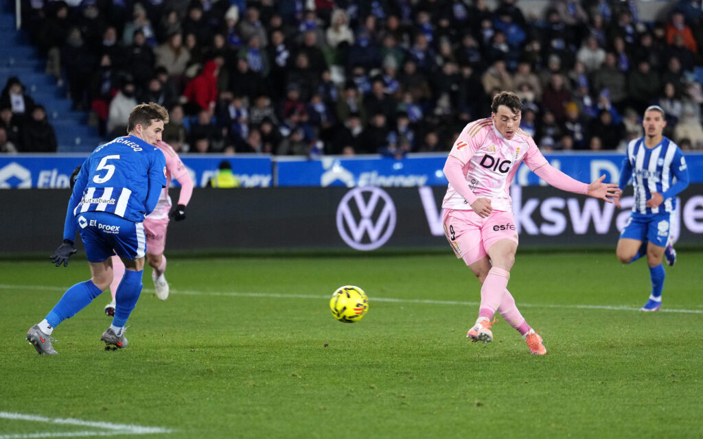 Deportivo Alaves v Real Oviedo - LaLiga EA Sports