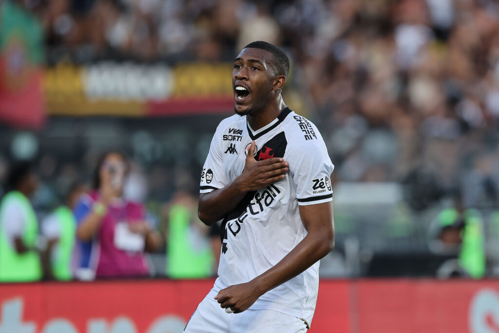 Vasco Da Gama v Vitoria - Brasileirao 2025