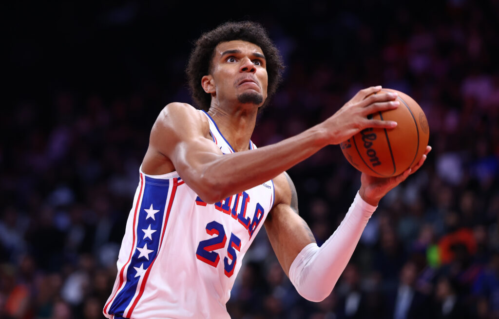 Philadelphia 76ers v New York Knicks
