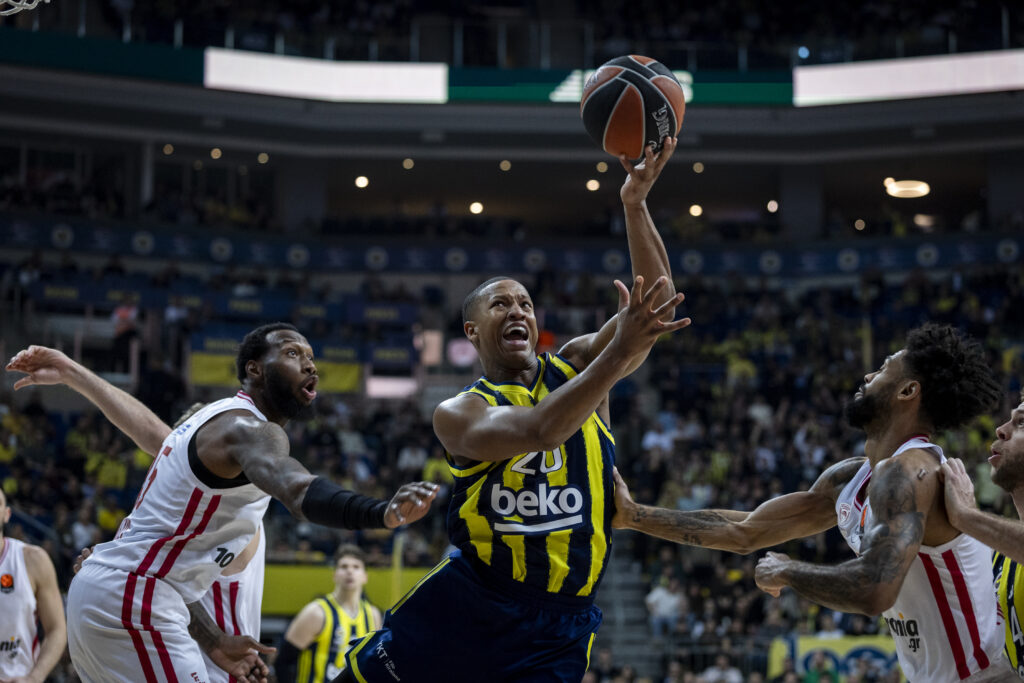 Fenerbahce Beko Istanbul v Olympiacos Piraeus - Euroleague 2025/2026