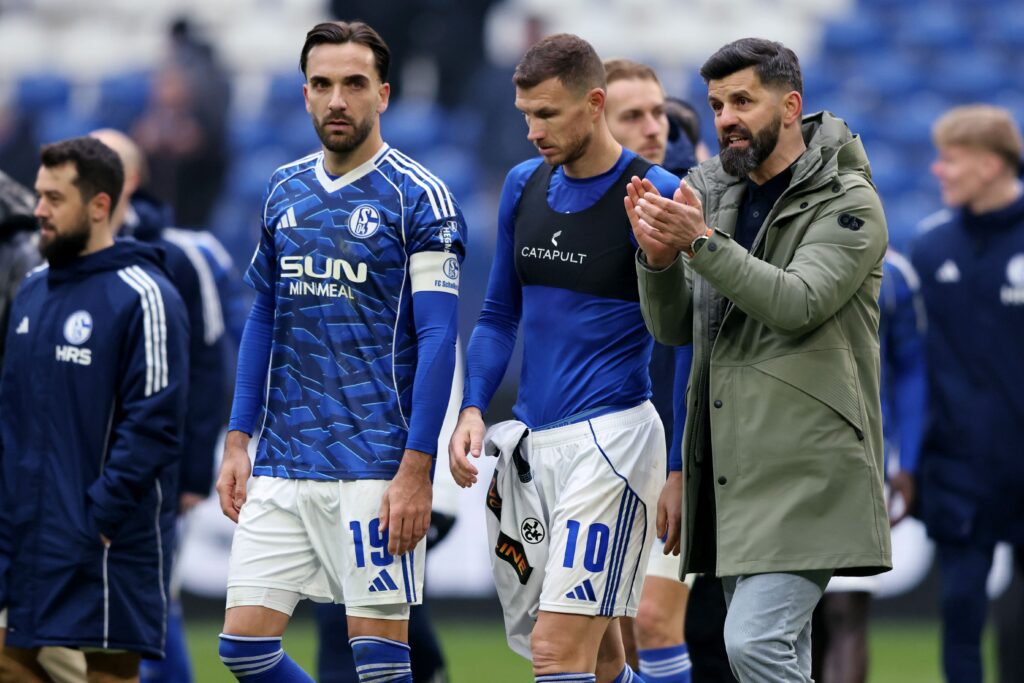 FC Schalke 04 v 1. FC Kaiserslautern - 2. Bundesliga
