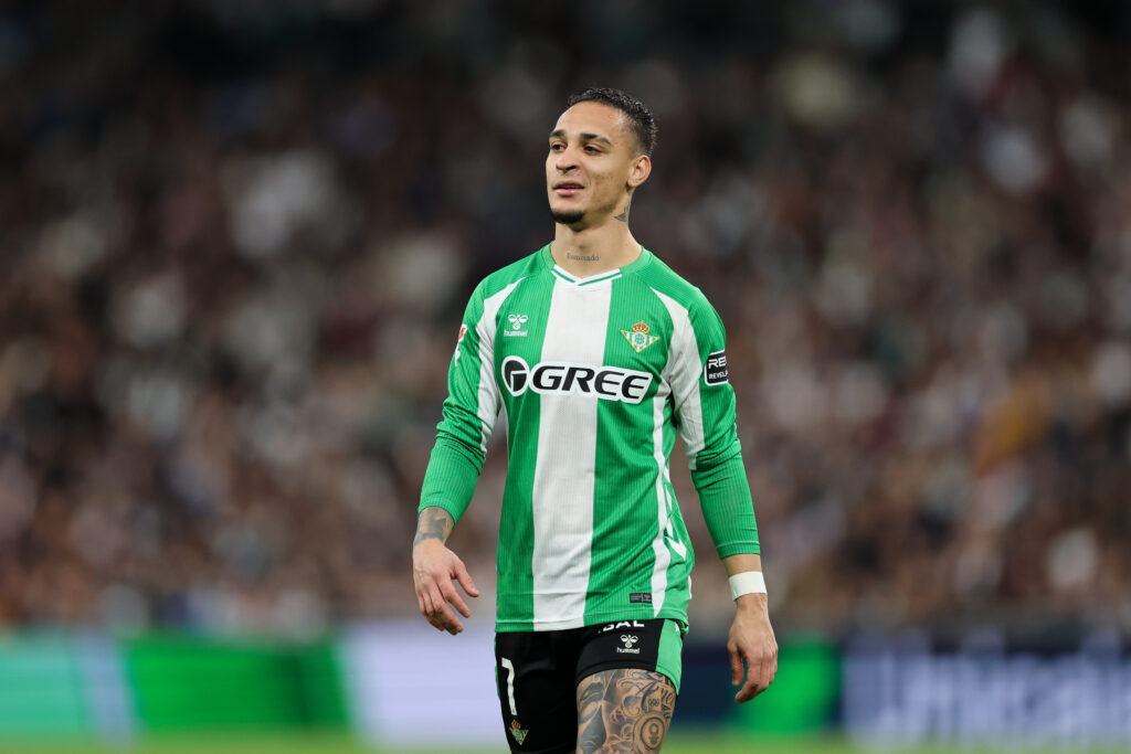 Antony con la maglia del Betis