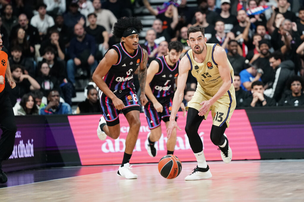 Paris Basketball v FC Barcelona - Euroleague 2025/2026