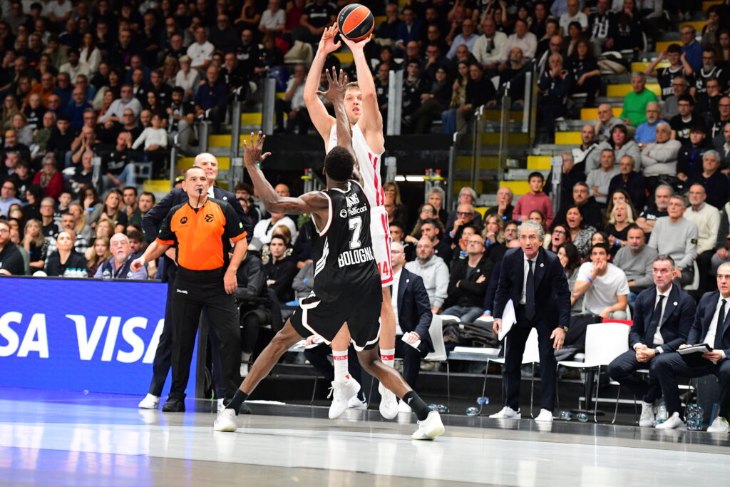 Virtus Bologna v Olympiacos Piraeus - Euroleague 2025/2026