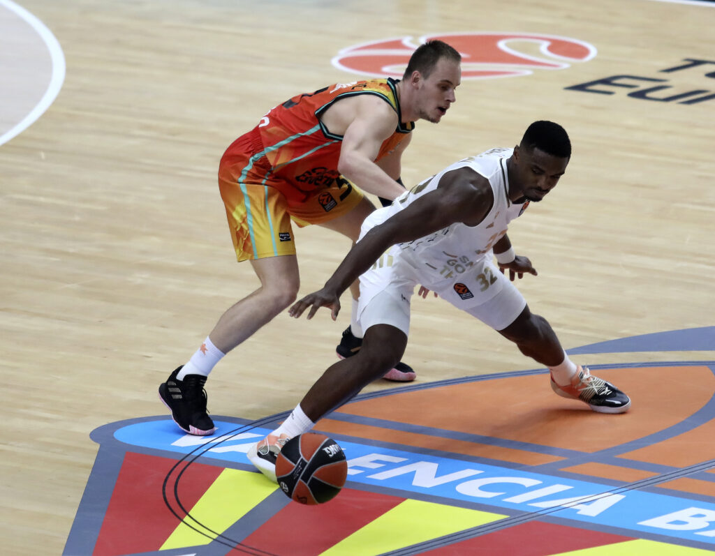 Valencia Basket v LDLC Asvel Villeurbanne - 2022/2023 Turkish Airlines EuroLeague