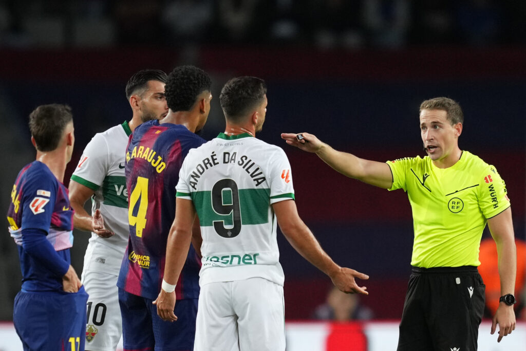 FC Barcelona v Elche CF - LaLiga EA Sports