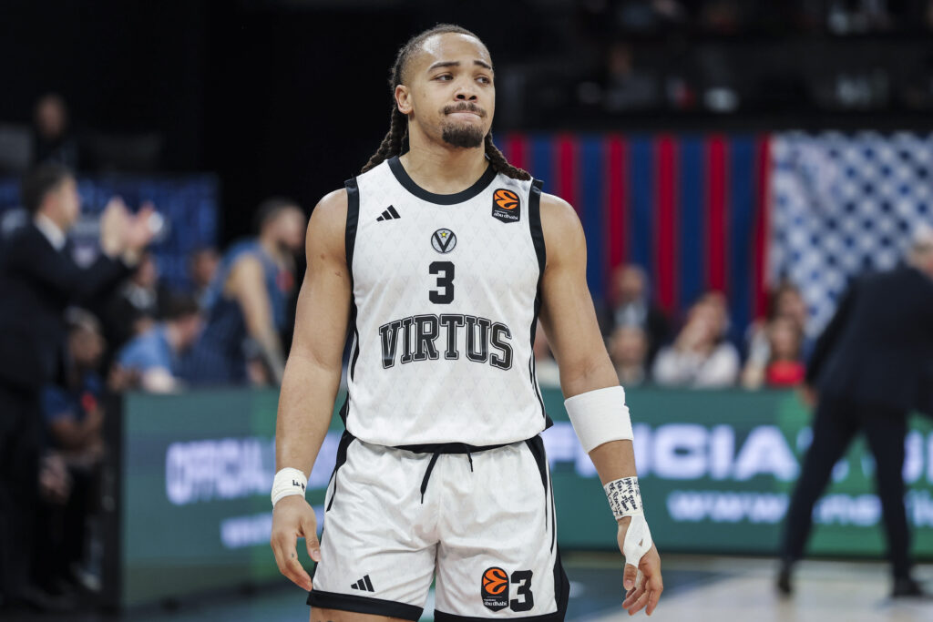 Anadolu Efes Istanbul v Virtus Bologna - Euroleague 2025/2026