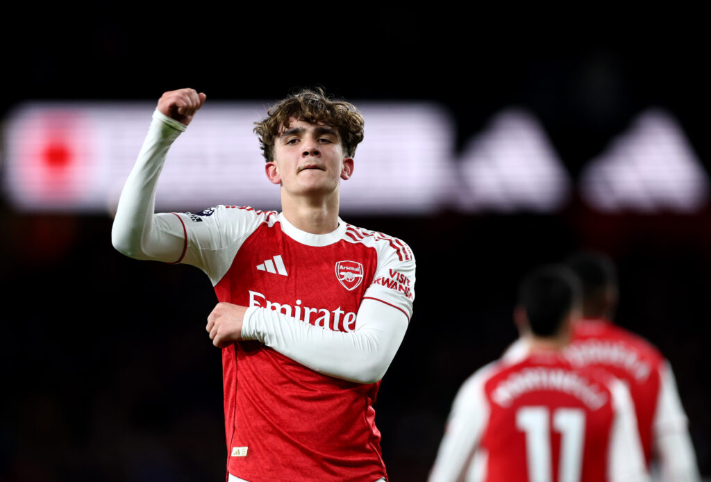 Max Dowman dell'Arsenal festeggia il secondo gol della sua squadra durante la partita di Premier League tra Arsenal ed Everton all'Emirates Stadium il 14 marzo 2026 a Londra, Inghilterra. (Foto di Getty Images)