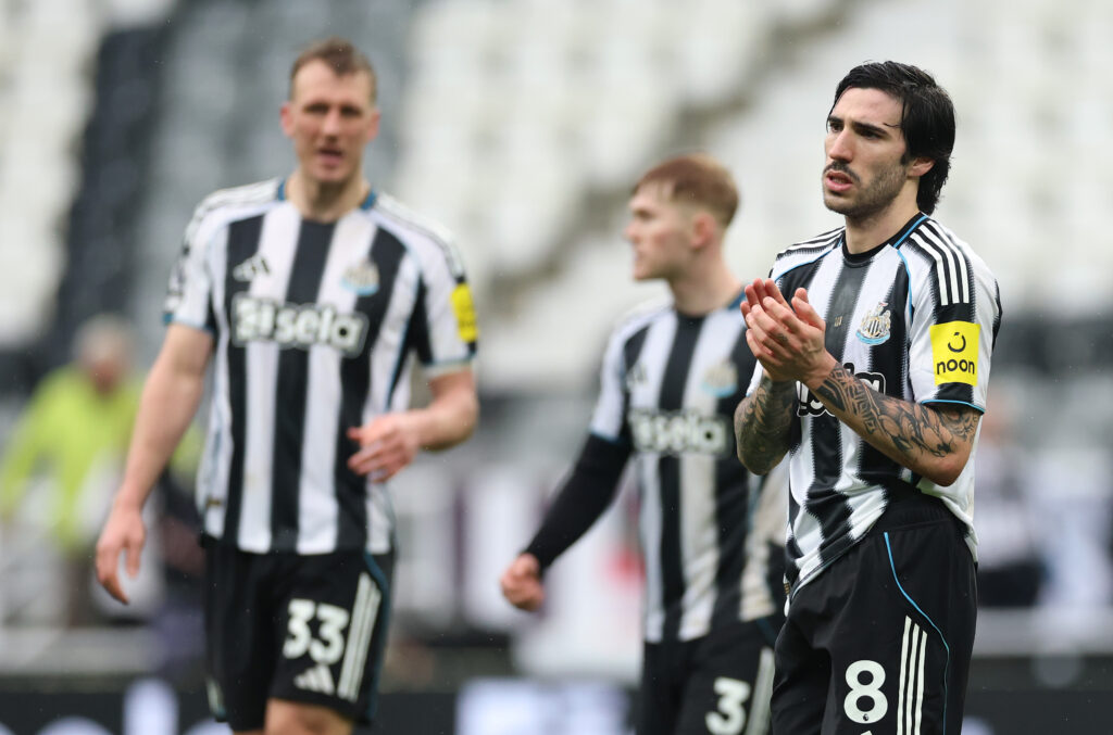 Newcastle United v Everton - Premier League