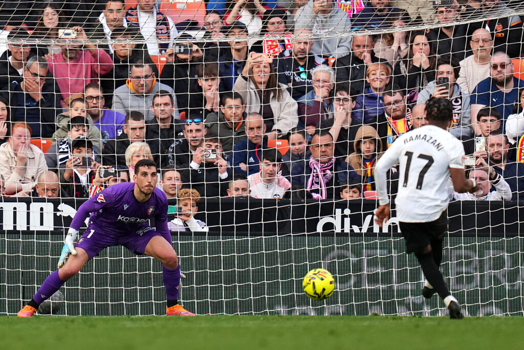 Valencia CF v CA Osasuna - LaLiga EA Sports