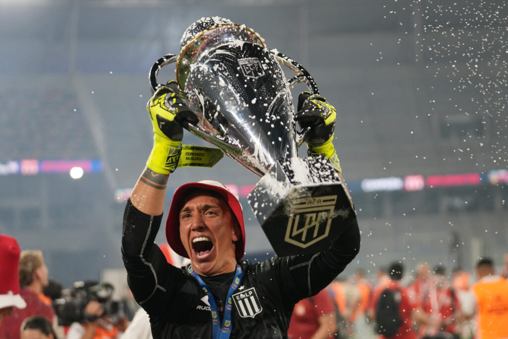 Racing Club v Estudiantes - Final: Torneo Clausura Betano 2025