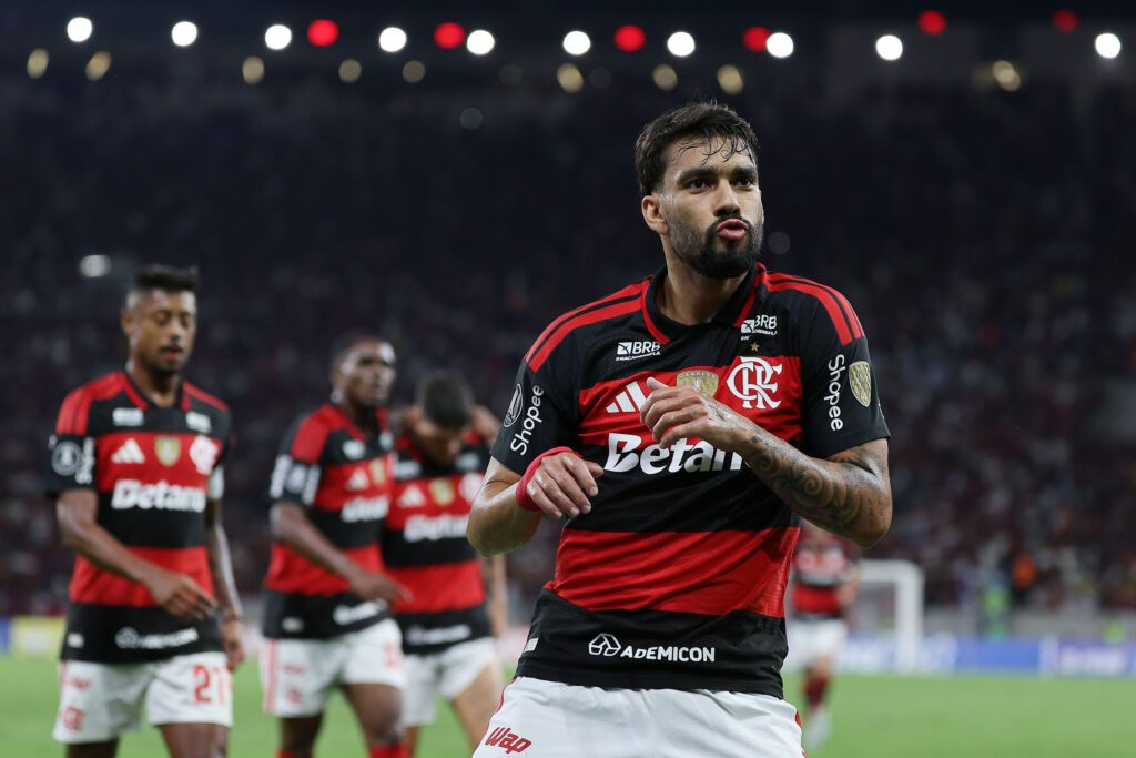 Flamengo v Medellin - Copa CONMEBOL Libertadores