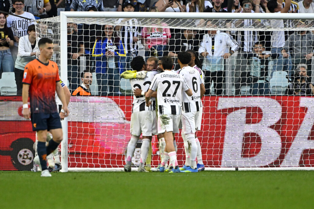 Juventus FC v Genoa CFC - Serie A