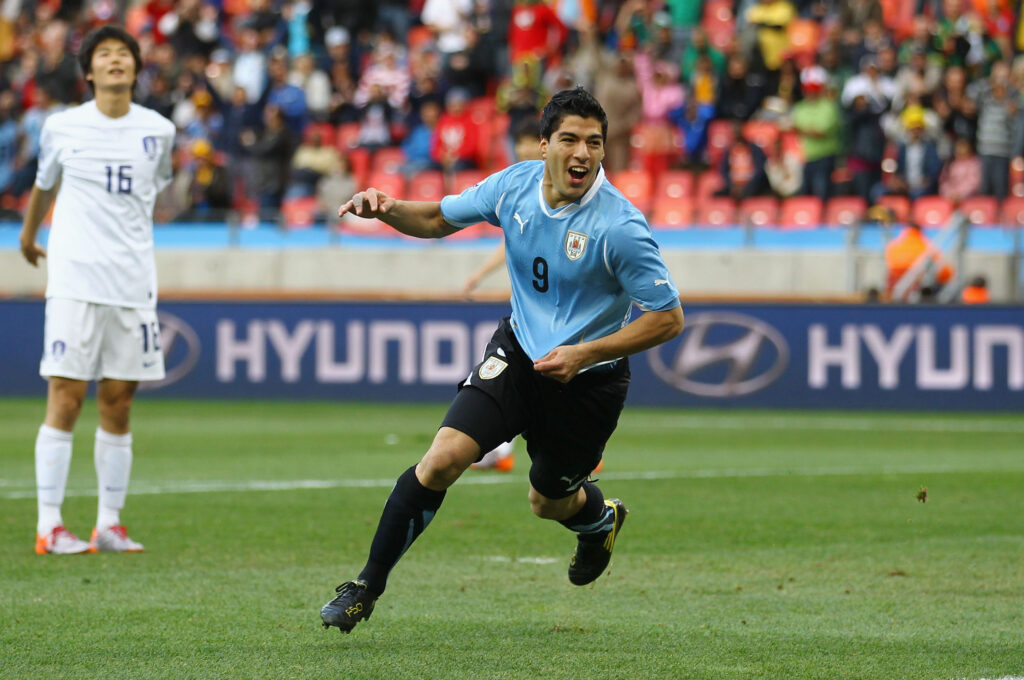 Uruguay v South Korea: 2010 FIFA World Cup - Round of Sixteen