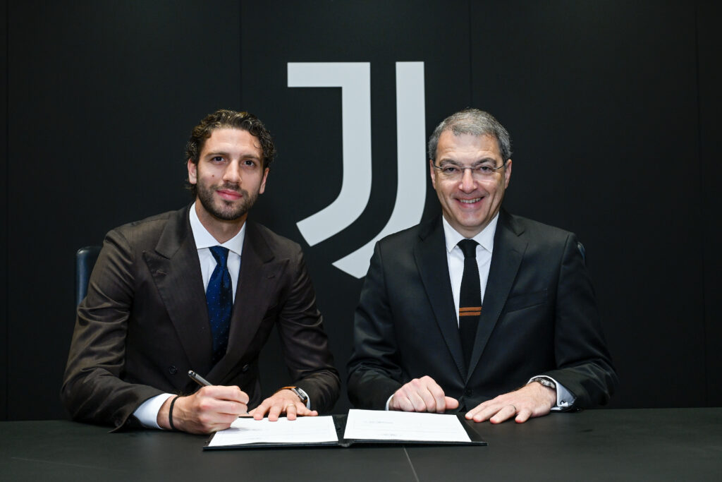 Juventus Extend Contract To Manuel Locatelli