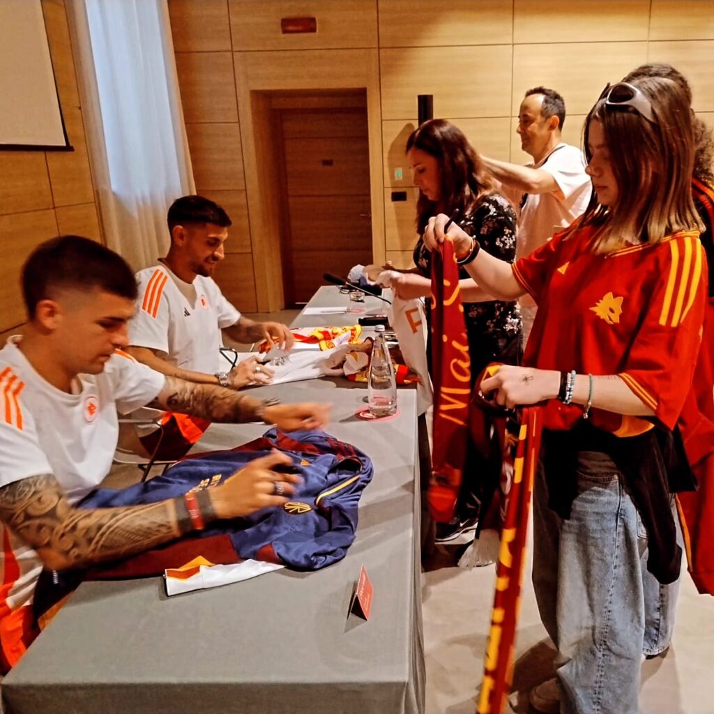 Roma Club Torino con i giocatori